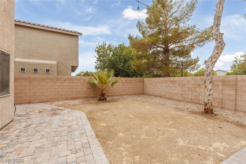 5917 Horsehair Blanket, North Las Vegas, NV 89081