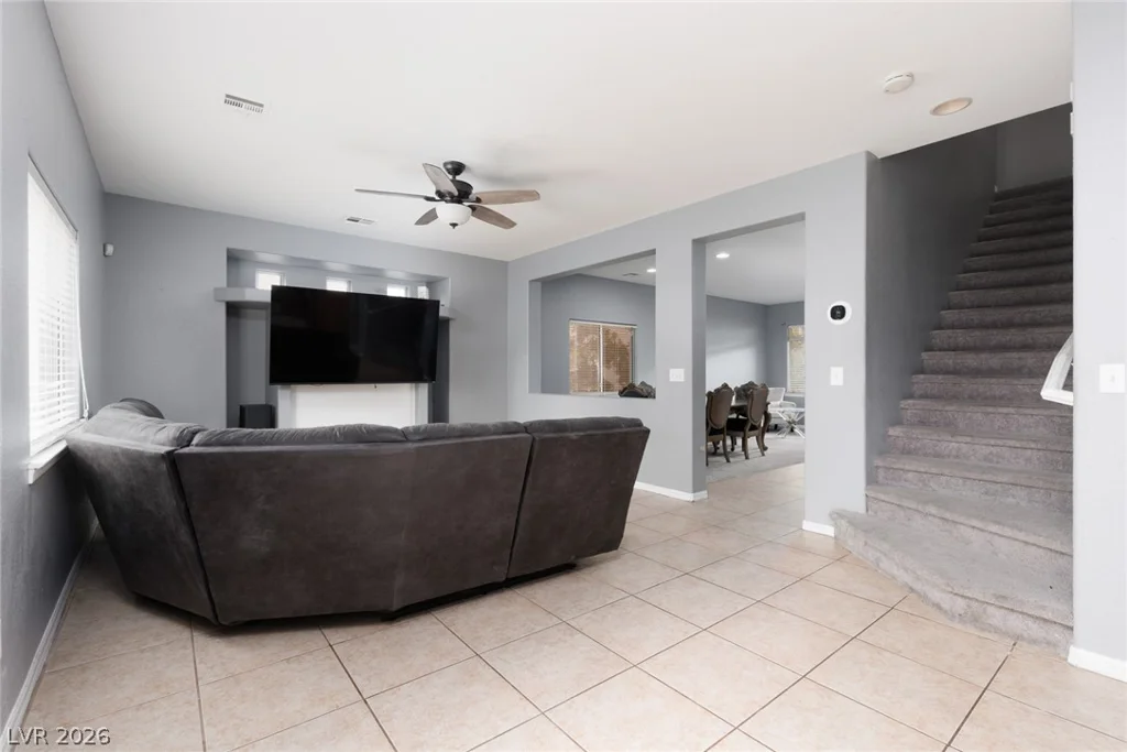 5917 Horsehair Blanket, North Las Vegas, NV 89081