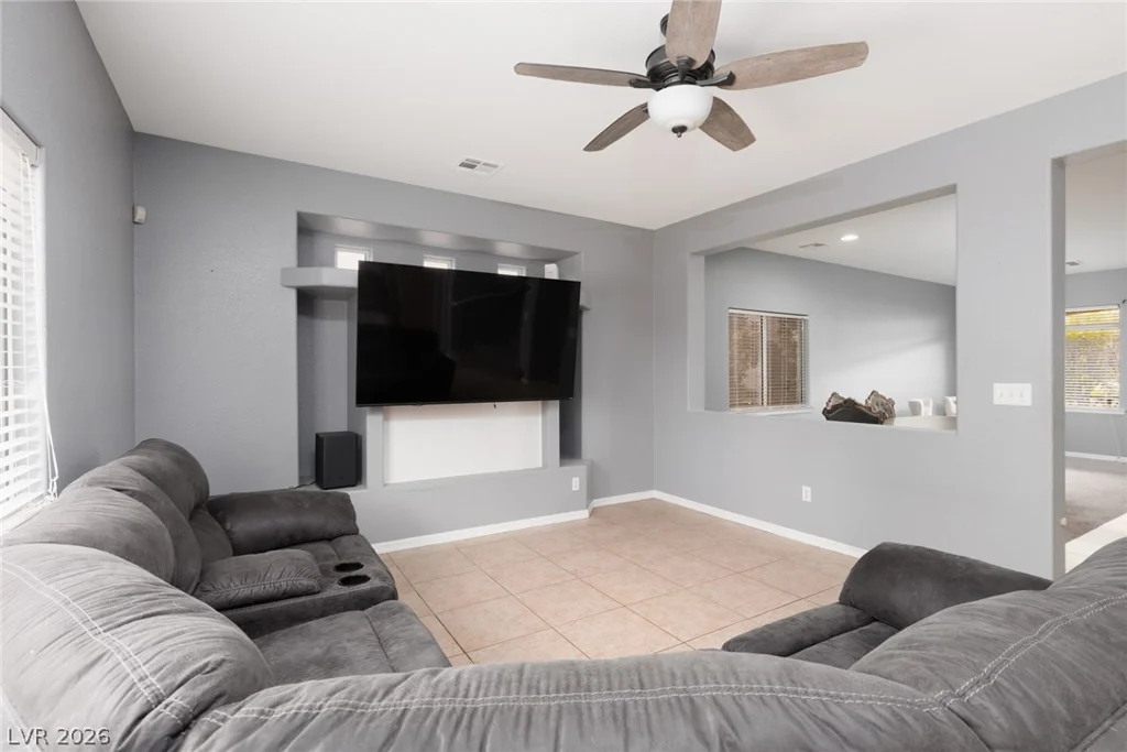 5917 Horsehair Blanket, North Las Vegas, NV 89081