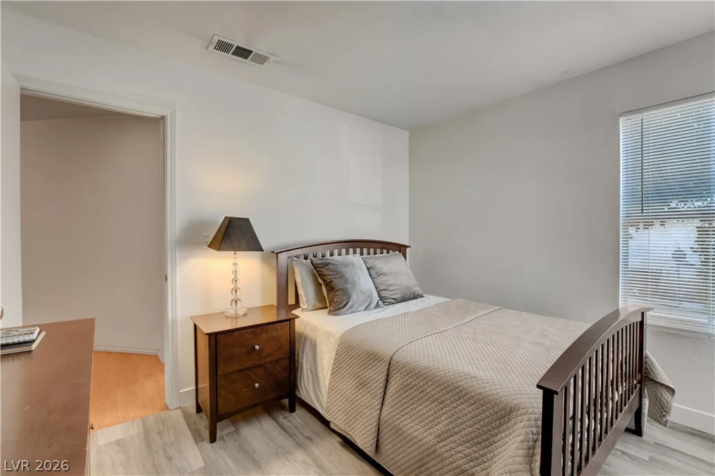 1621 Raspberry Hill, Las Vegas, NV 89142