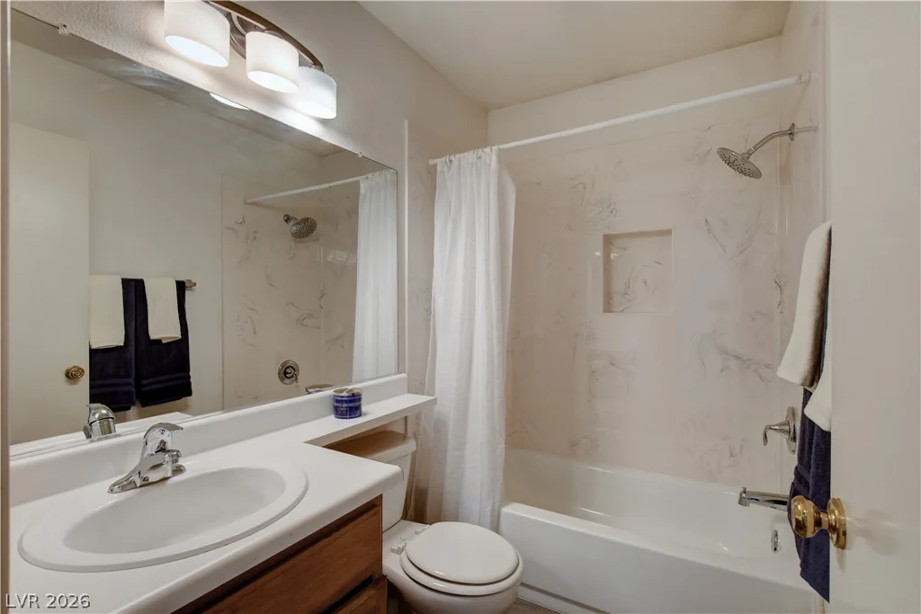 1621 Raspberry Hill, Las Vegas, NV 89142