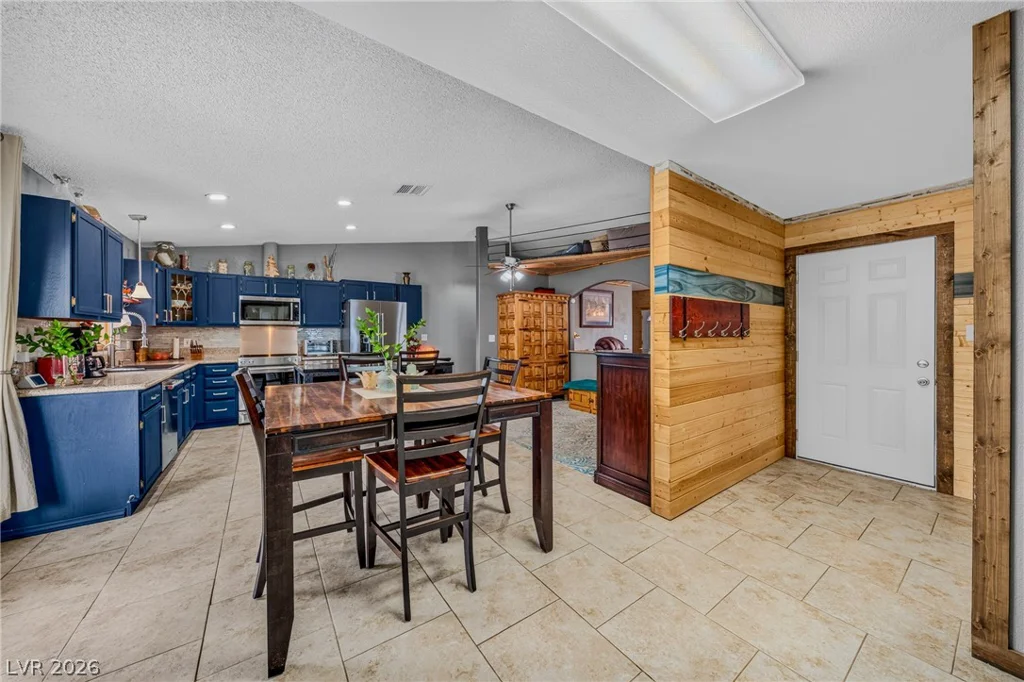 371 Nopah Vista, Pahrump, NV 89060