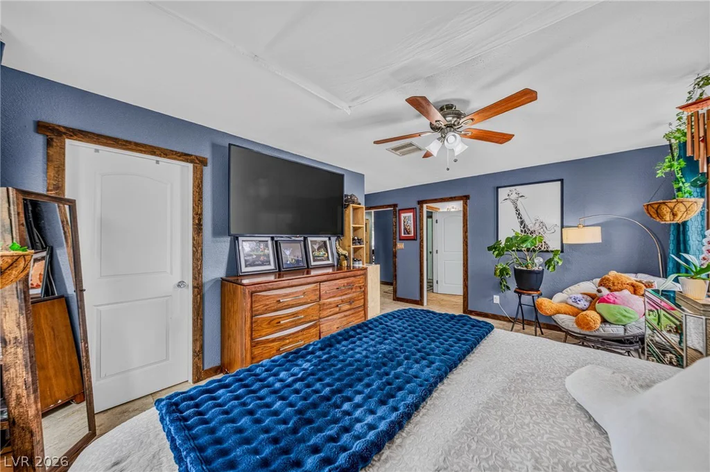 371 Nopah Vista, Pahrump, NV 89060