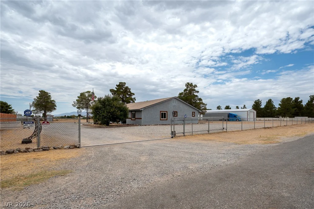 371 Nopah Vista, Pahrump, NV 89060