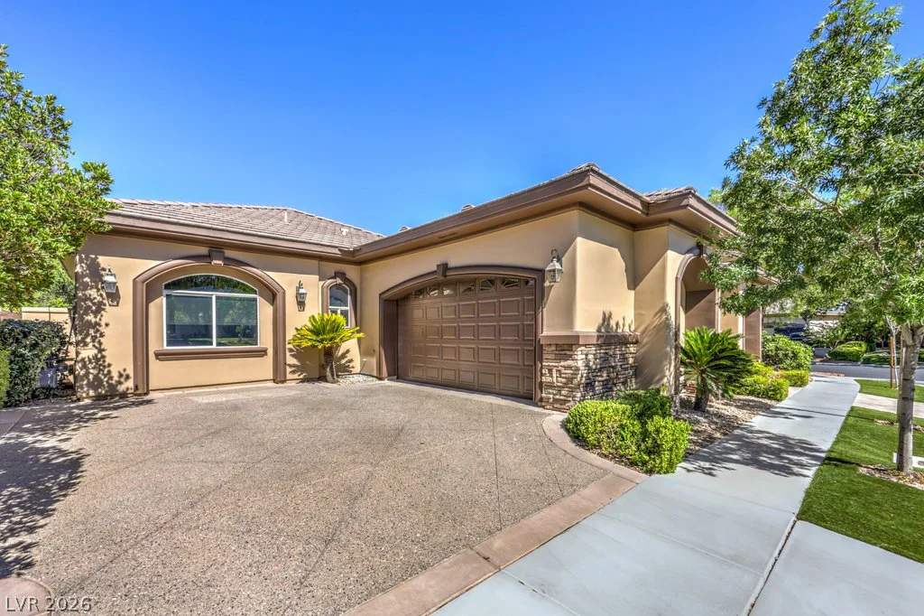 308 Bayswater, Las Vegas, NV 89145