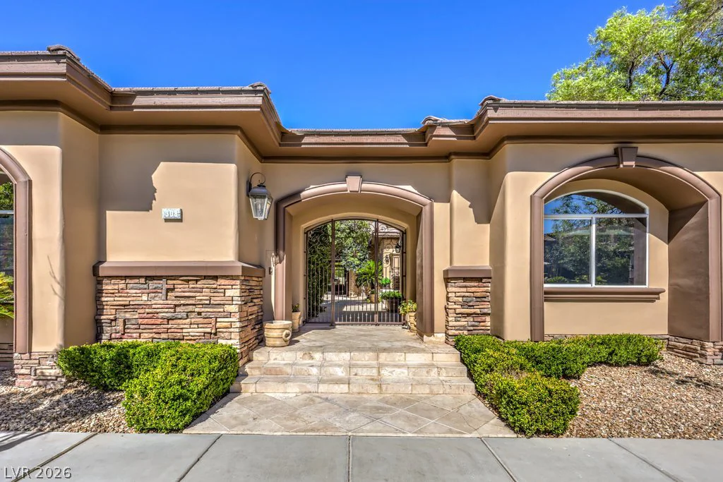 308 Bayswater, Las Vegas, NV 89145