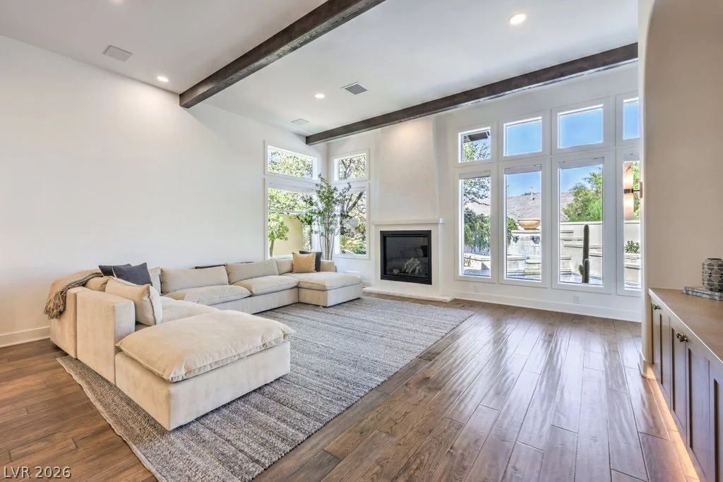 308 Bayswater, Las Vegas, NV 89145