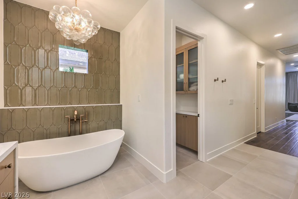 308 Bayswater, Las Vegas, NV 89145