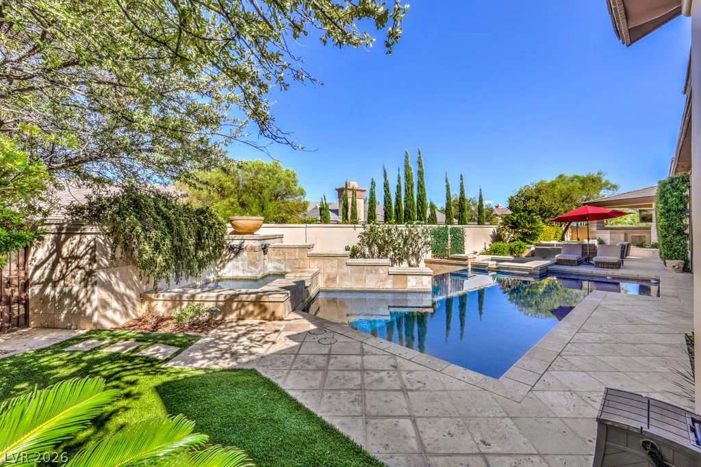 308 Bayswater, Las Vegas, NV 89145
