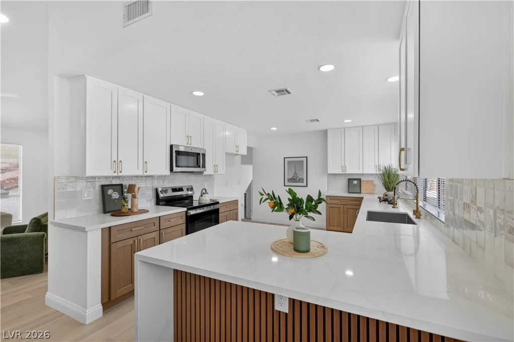 4055 Pequeno, Las Vegas, NV 89120