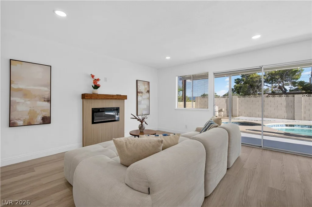 4055 Pequeno, Las Vegas, NV 89120