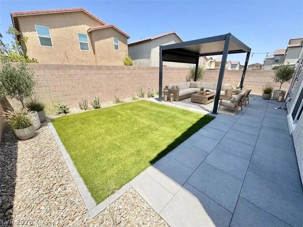 7526 Pink Mimosa, Las Vegas, NV 89113