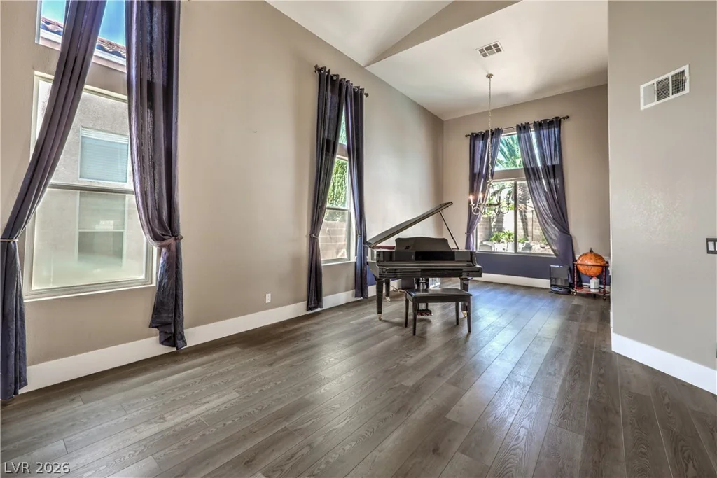 4701 Poppywood, Las Vegas, NV 89147