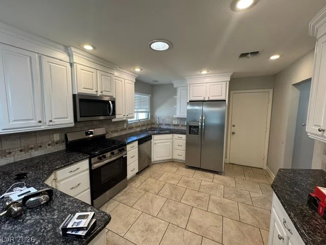 2431 La Casa, Henderson, NV 89014