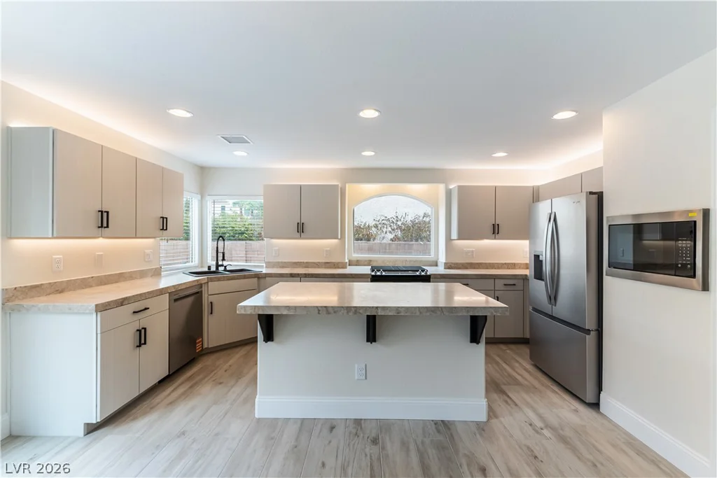 11003 Royal Highlands, Las Vegas, NV 89141