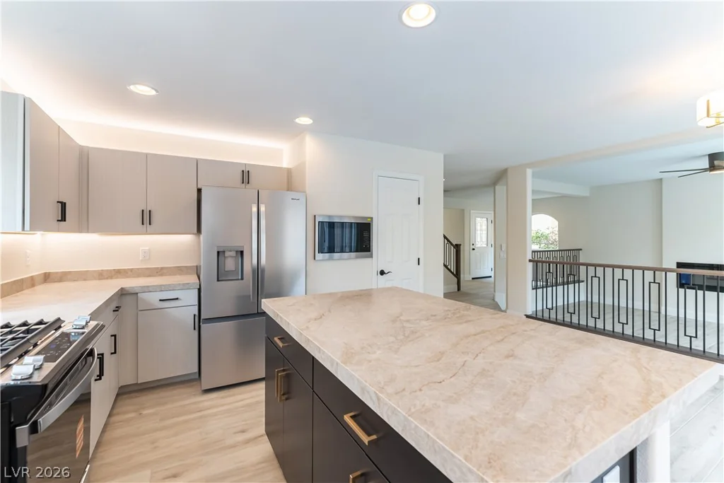 11003 Royal Highlands, Las Vegas, NV 89141