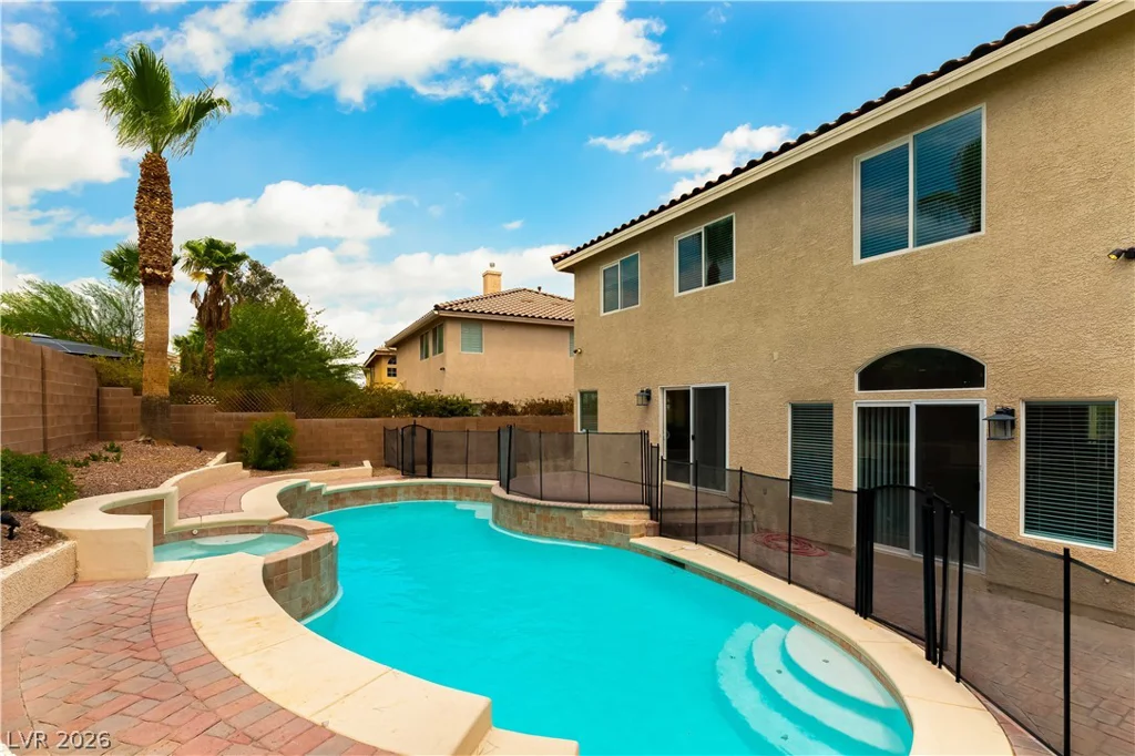 11003 Royal Highlands, Las Vegas, NV 89141