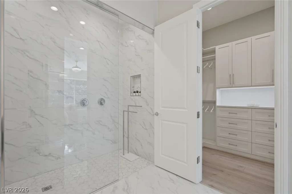 6783 Regency Valley, Las Vegas, NV 89148