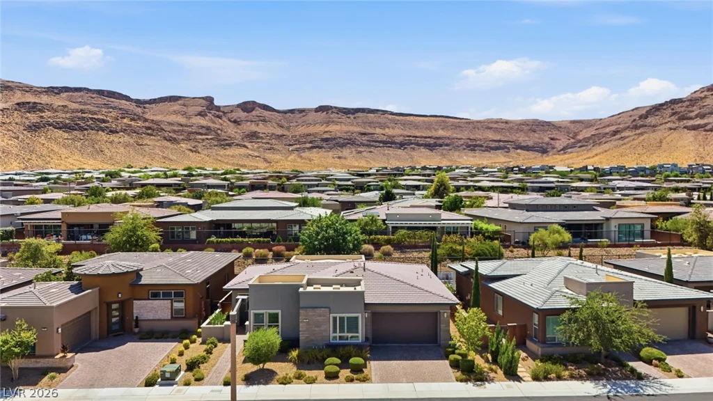 6783 Regency Valley, Las Vegas, NV 89148