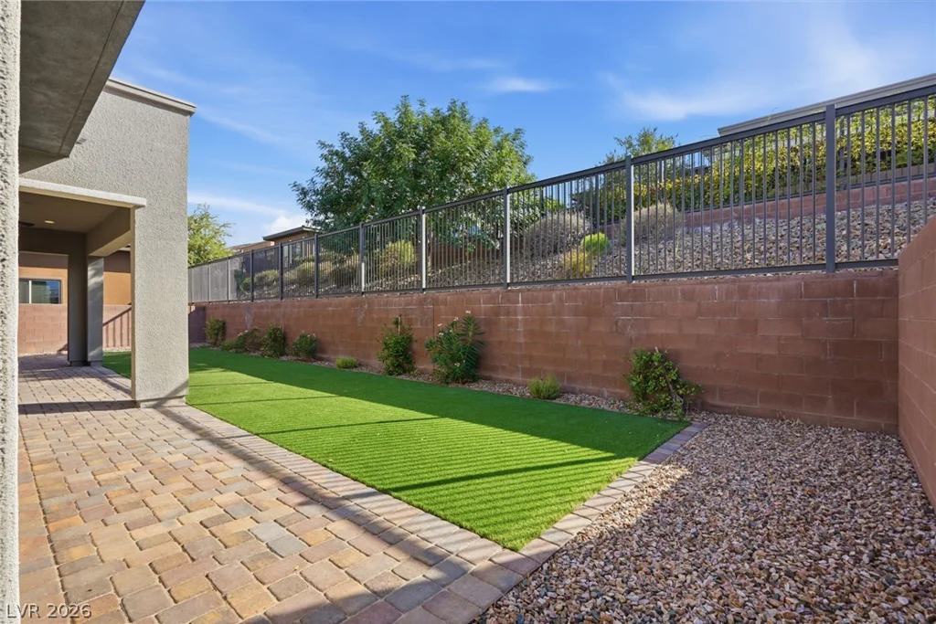 6783 Regency Valley, Las Vegas, NV 89148