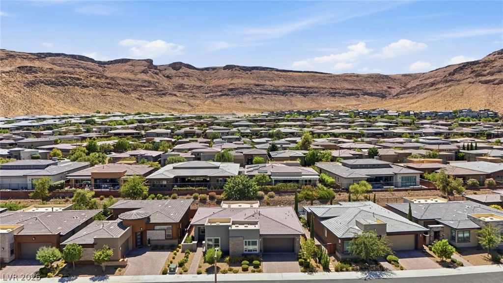 6783 Regency Valley, Las Vegas, NV 89148