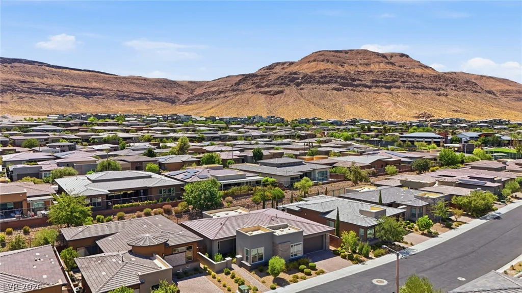 6783 Regency Valley, Las Vegas, NV 89148