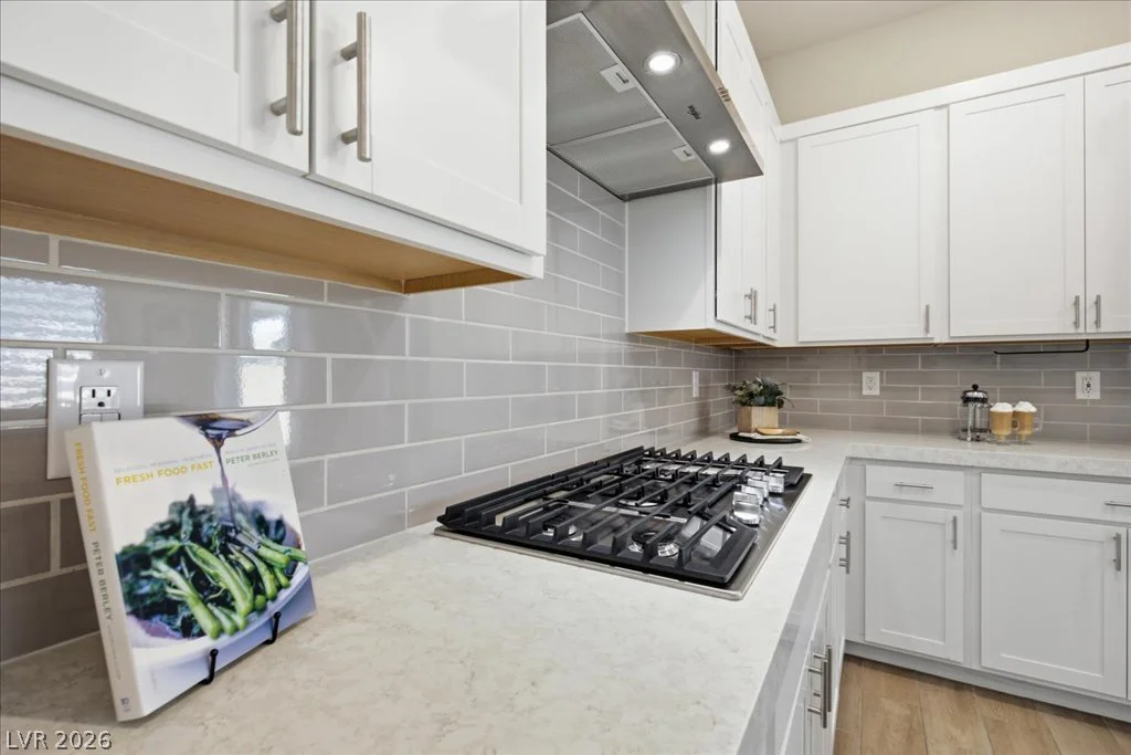 847 Eaton Falls, Henderson, NV 89011