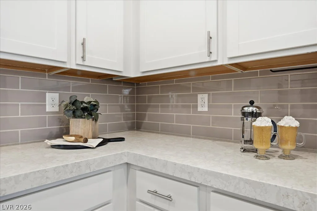 847 Eaton Falls, Henderson, NV 89011