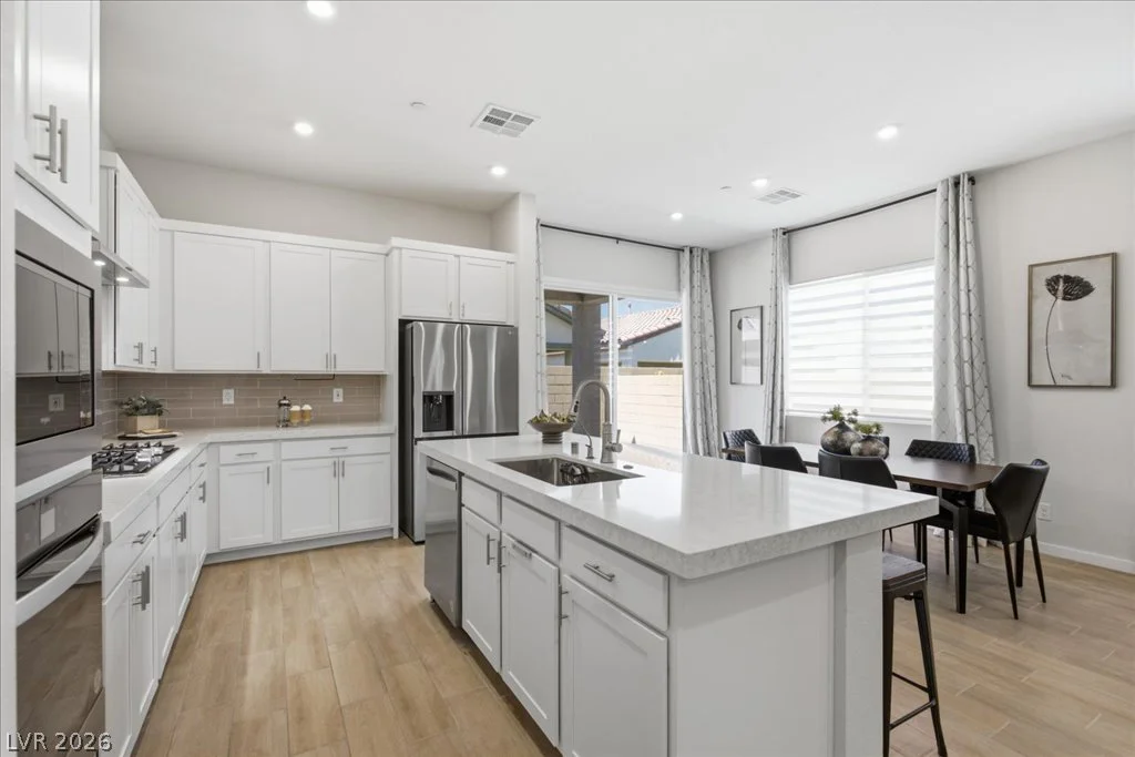847 Eaton Falls, Henderson, NV 89011