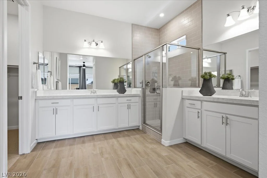 847 Eaton Falls, Henderson, NV 89011