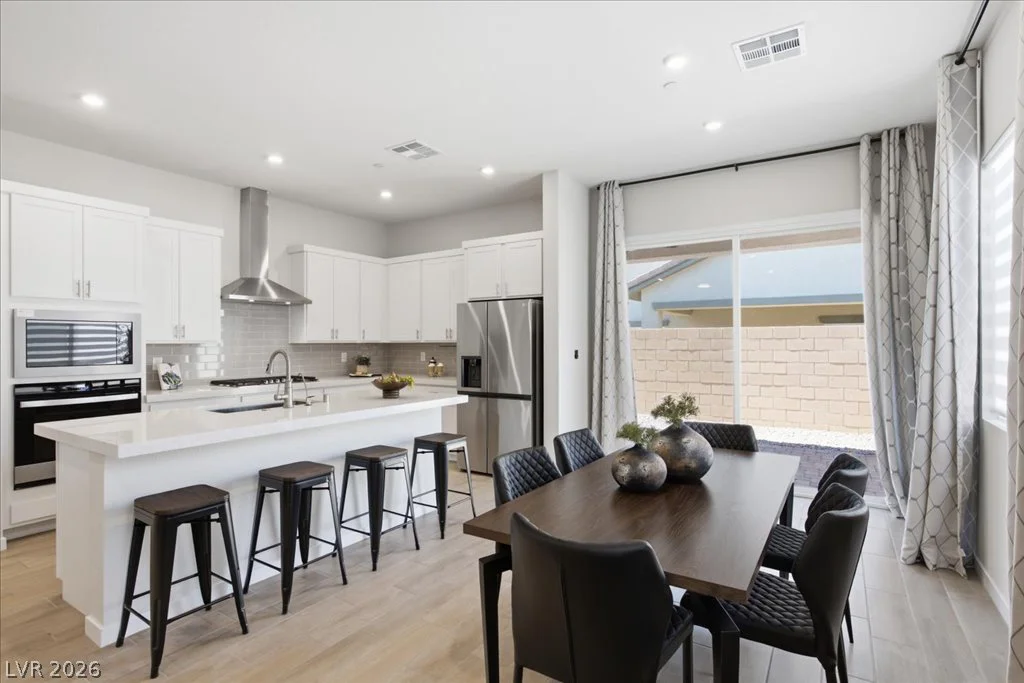 847 Eaton Falls, Henderson, NV 89011
