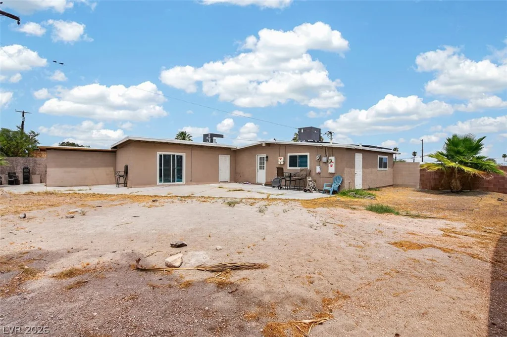 2837 La Canada, Las Vegas, NV 89169