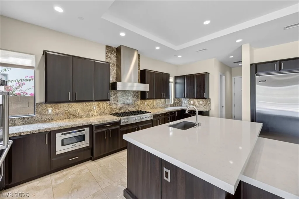 72 Bella Lago, Henderson, NV 89011