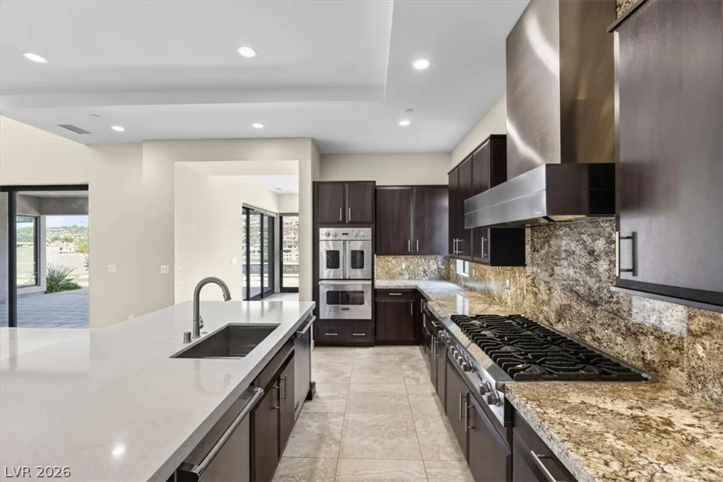 72 Bella Lago, Henderson, NV 89011