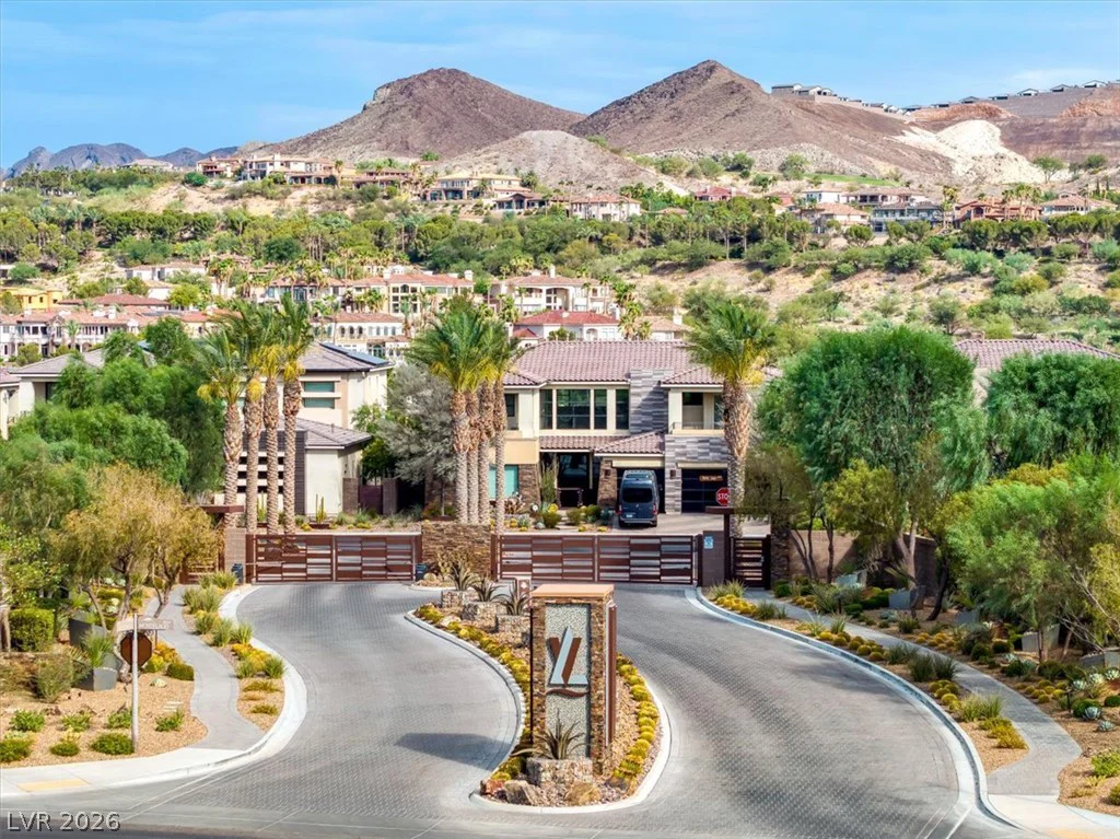 72 Bella Lago, Henderson, NV 89011