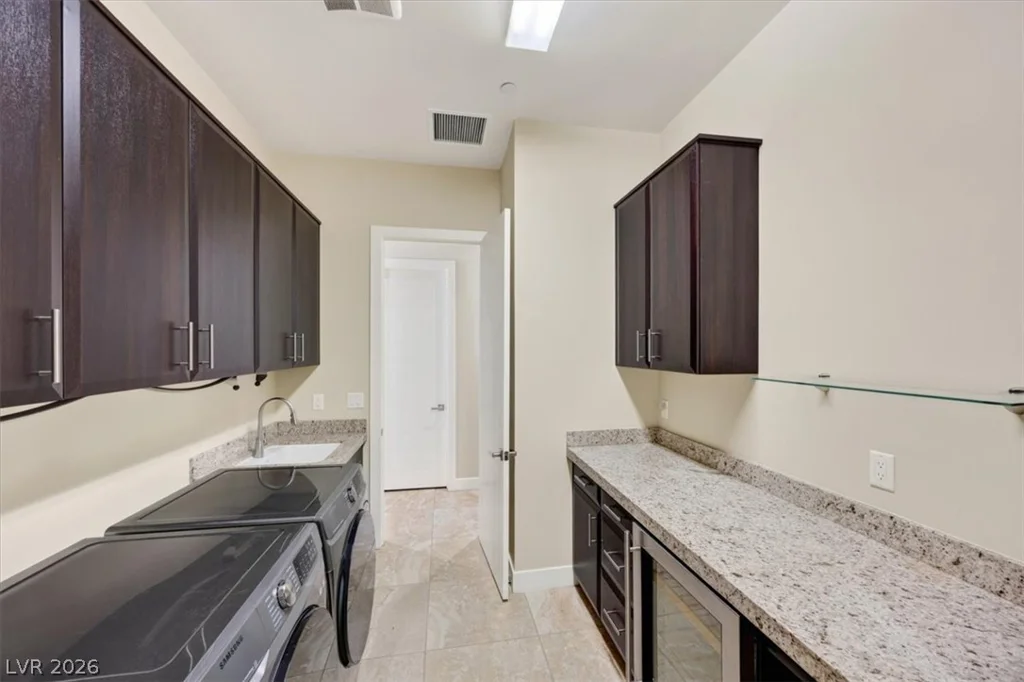 72 Bella Lago, Henderson, NV 89011