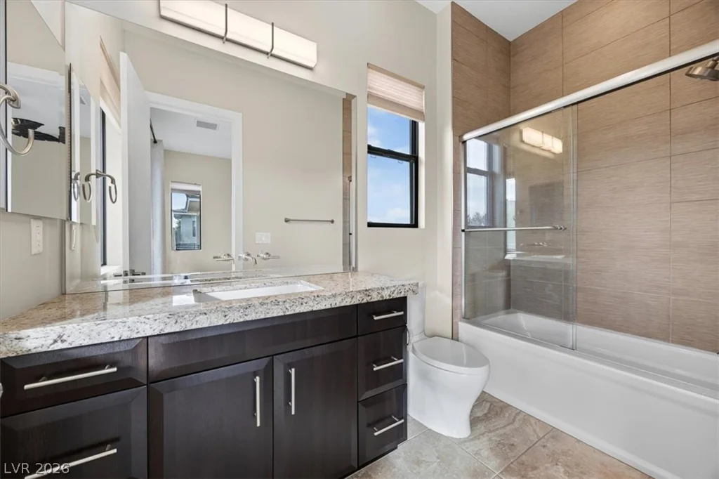 72 Bella Lago, Henderson, NV 89011