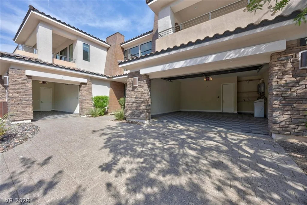 72 Bella Lago, Henderson, NV 89011