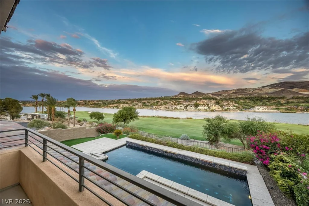 72 Bella Lago, Henderson, NV 89011