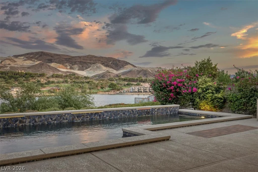 72 Bella Lago, Henderson, NV 89011