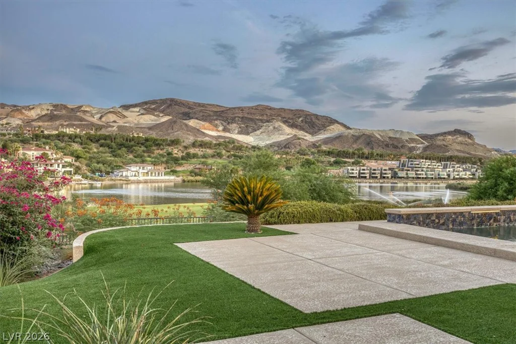 72 Bella Lago, Henderson, NV 89011