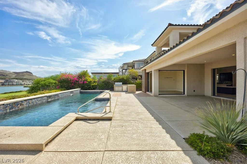 72 Bella Lago, Henderson, NV 89011