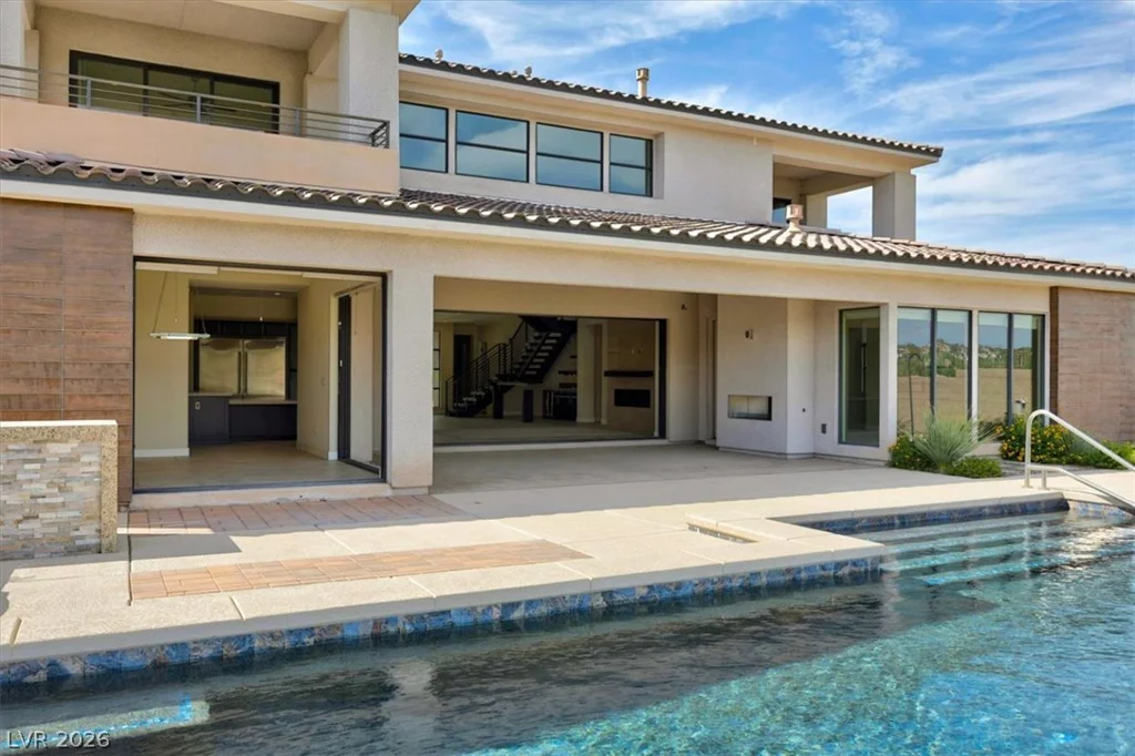 72 Bella Lago, Henderson, NV 89011