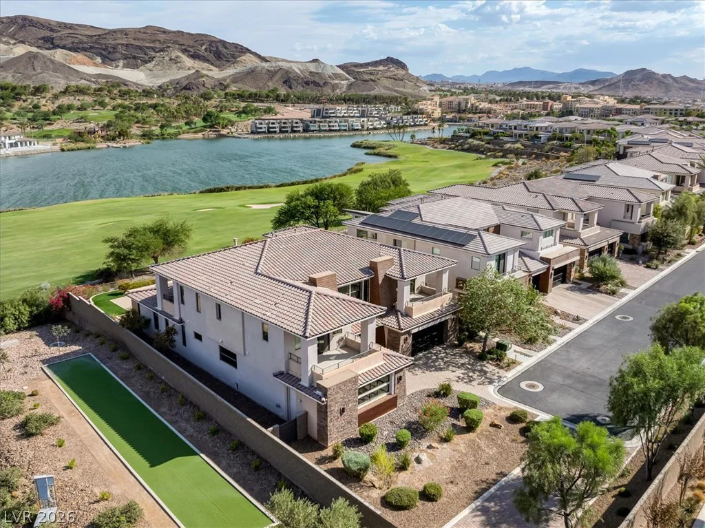 72 Bella Lago, Henderson, NV 89011