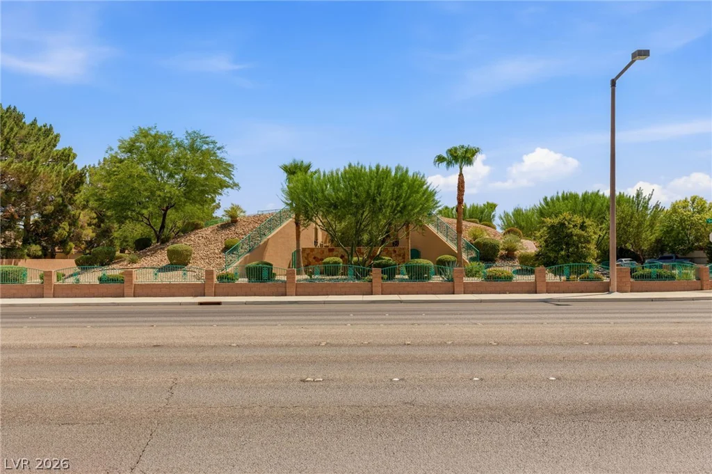 6131 Grand Teton, Las Vegas, NV 89131