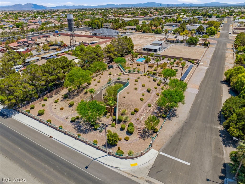 6131 Grand Teton, Las Vegas, NV 89131