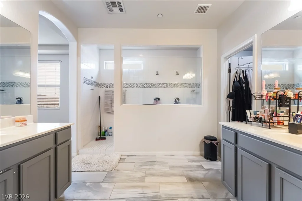 1104 Strada Cristallo, Henderson, NV 89011