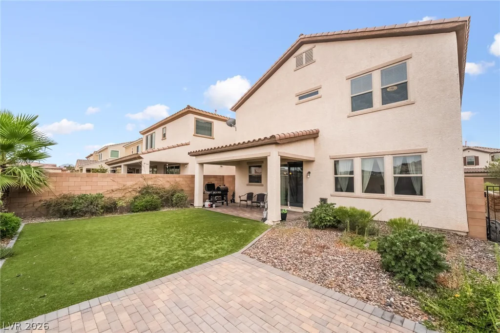 1104 Strada Cristallo, Henderson, NV 89011