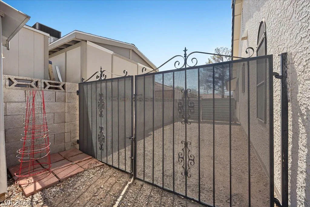 4612 Bannister, Las Vegas, NV 89130