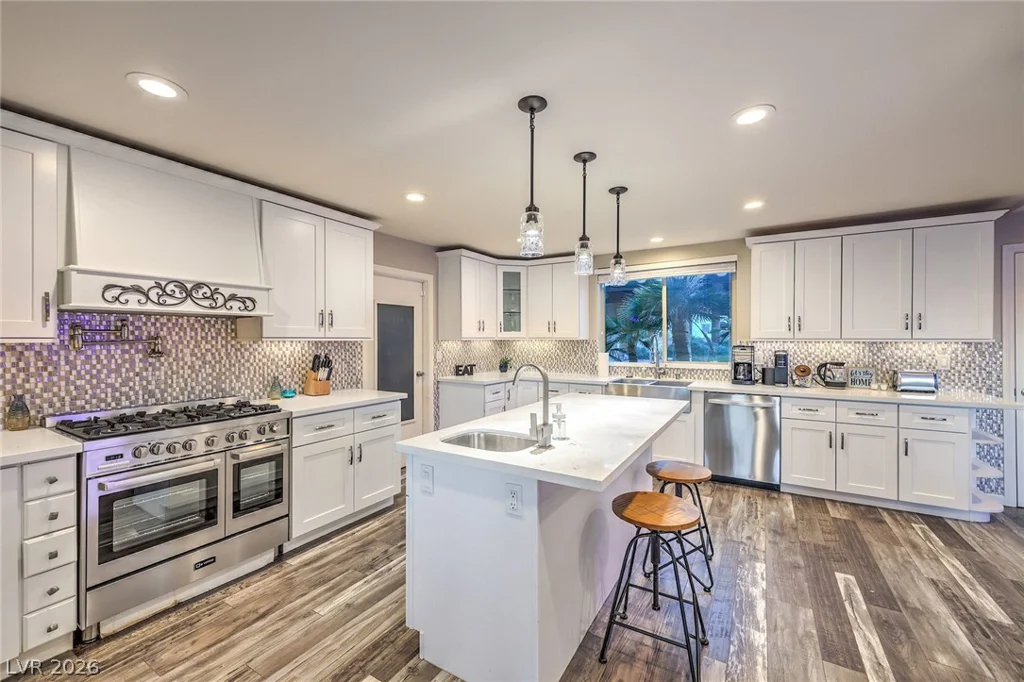 3624 Edmond, Las Vegas, NV 89103